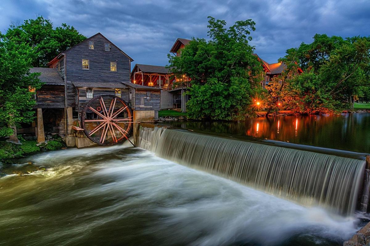 The Nut House, Hot Tub, Game Room, Wifi, 1089 Free Tickets Each Paid Day, Dollywood And More! Pigeon Forge Esterno foto